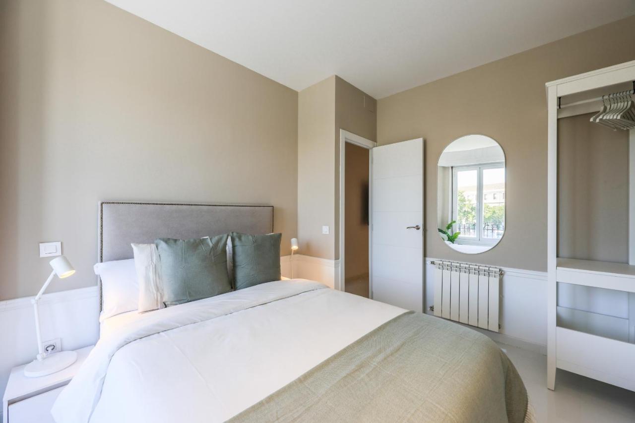 Ap Embajadores XVII Madrid Ngoại thất bức ảnh